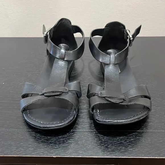 Franco Sarto Gracy Leather Sandals - Picture 2 of 8